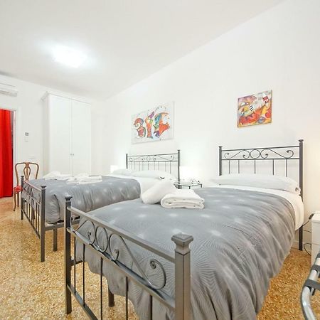 Dolcevita Apartments N 374 Venesia Bagian luar foto
